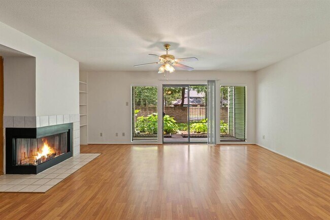 Foto del edificio - 14777 Wunderlich Dr