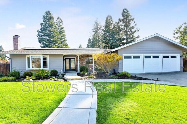 Building Photo - 177 Santiago Dr