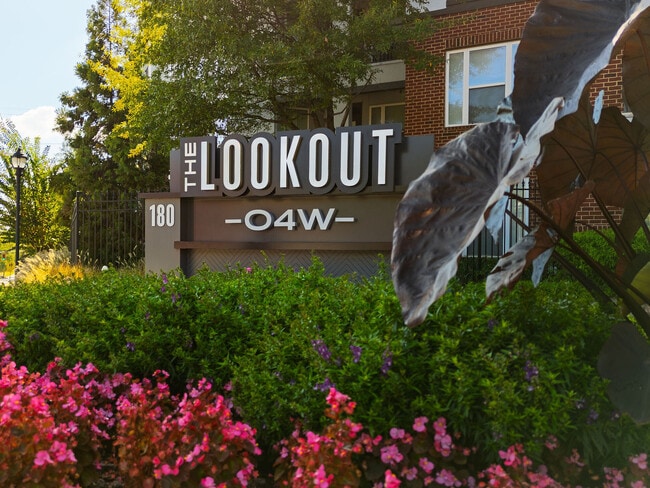 Building Photo - The Lookout O4W