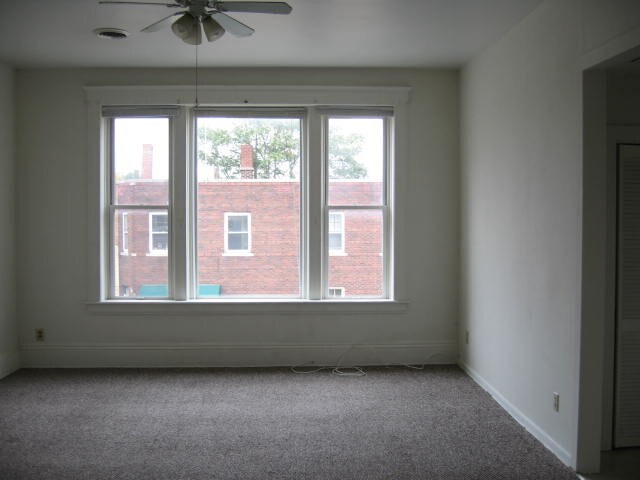 Foto principal - 7 N Main St