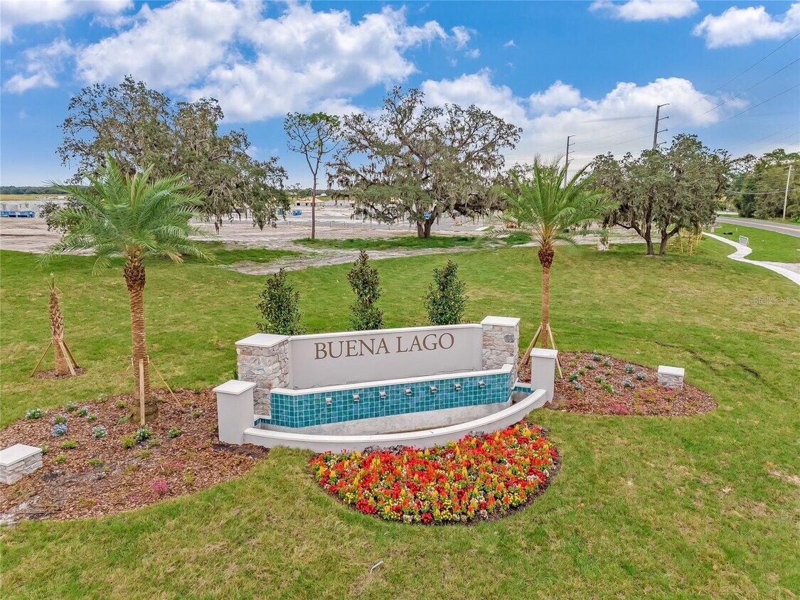 Foto del edificio - COMING AVAILABLE! Brand New Construction 4 bedroom 2 bath in Buena Lago Community!