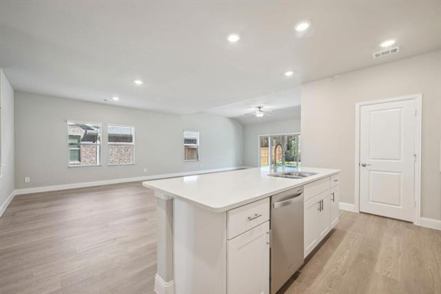 Foto del edificio - 2208 Palomino Ln