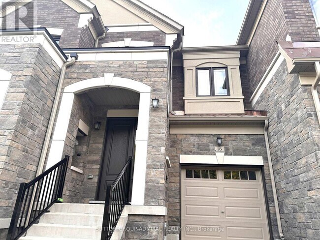 Building Photo - 16 Donnacona Dr