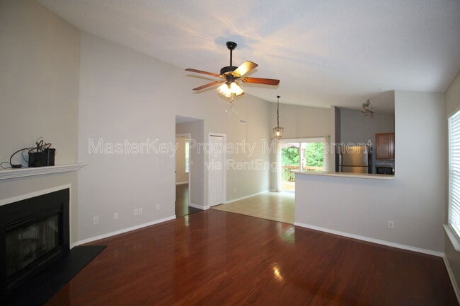 Foto del edificio - 132 Evening Star Dr