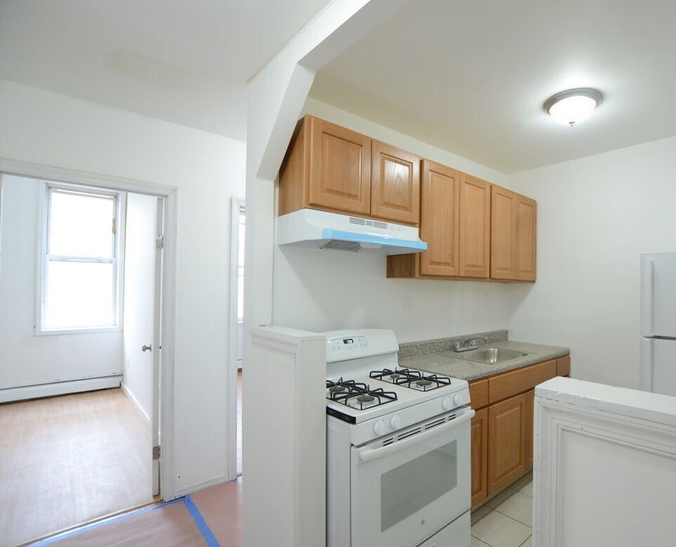 Primary Photo - 1230 Bushwick Ave