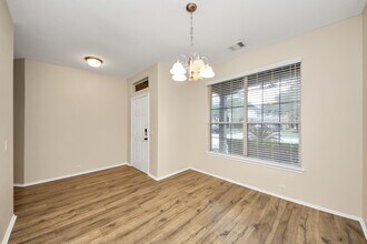 Building Photo - 6003 Baileys Run Ln