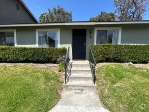 Building Photo - 1735 N Willow Woods Dr