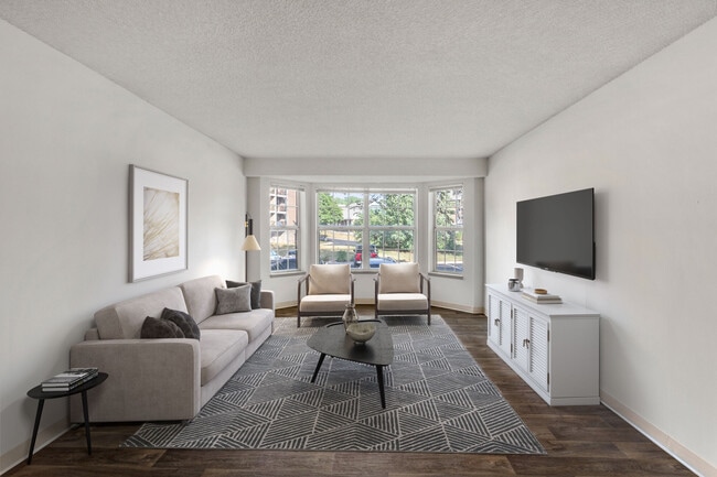 Building Photo - Meridian Pointe