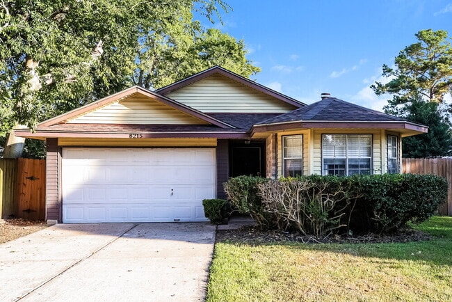 Building Photo - 8215 Eastern Bluebird Dr