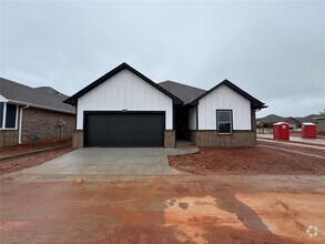 Building Photo - 6800 Labelle Dr