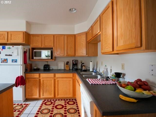 Building Photo - 3336 SW 90th Ave