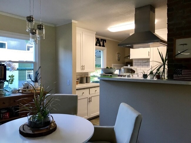 Foto del edificio - 1332 Hunt Ave