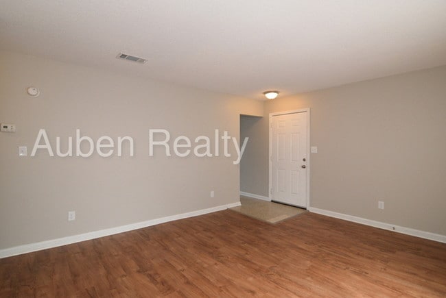 Building Photo - 2339 Walden Dr