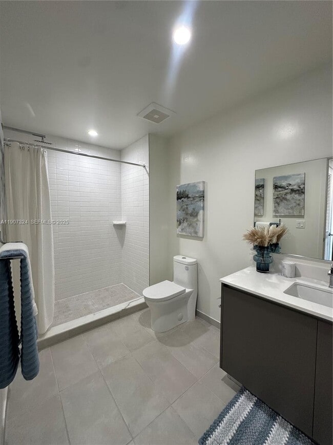 Building Photo - 3801 N Dixie Hwy