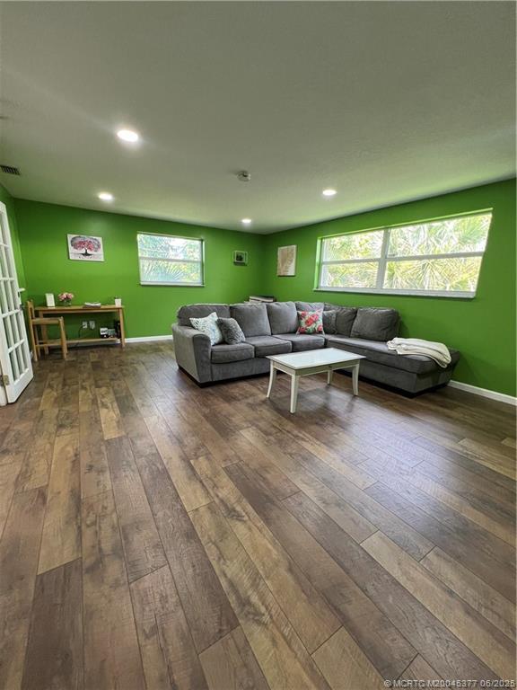 Foto del edificio - 4215 NE Carroll Ct