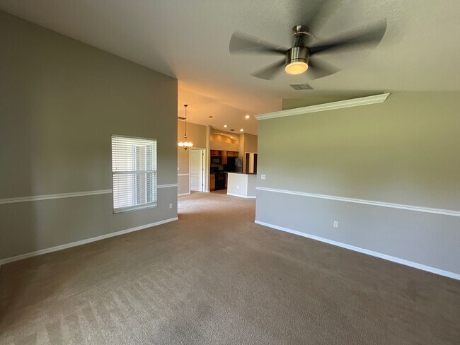 Photo - Luxury Home sitting on Golf Course in the ...