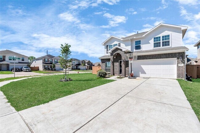 Building Photo - 2405 Palisade Crst Dr