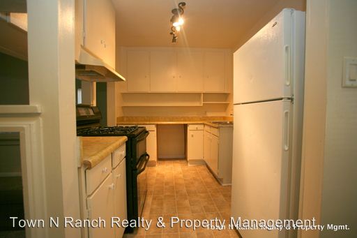 Building Photo - 9827 Conejo Rd