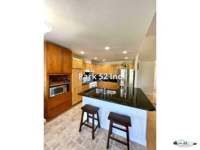Foto del edificio - 10103 Sharon St SW