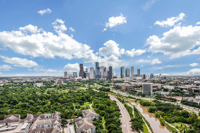 Take in stunning views Houston downtown skyline - Windsor Memorial