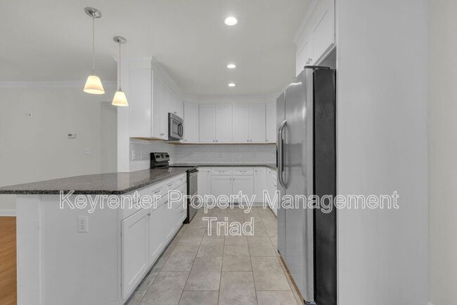 Foto del edificio - 1501 Quail Dr