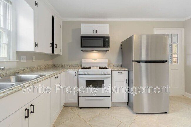 Foto del edificio - 5908 Wilora Lake Rd