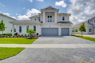 Building Photo - 9346 Crestview Cir