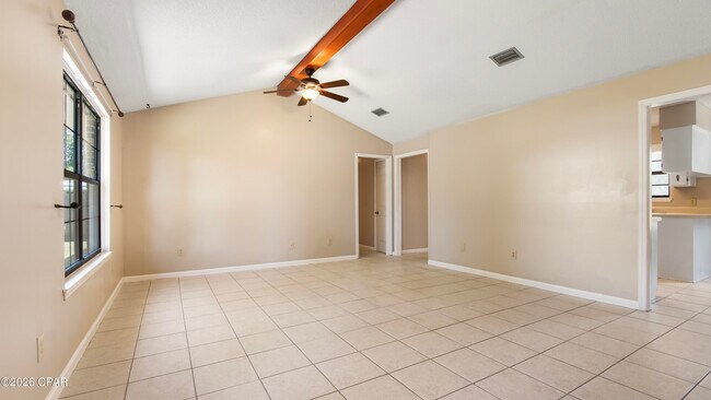Foto del edificio - 807 White Oak Ct