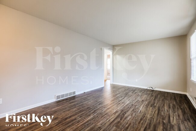 Foto del edificio - 10508 East 33rd Terrace S