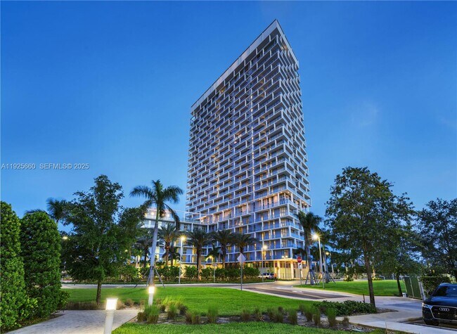 Foto del edificio - 2000 Metropica Wy