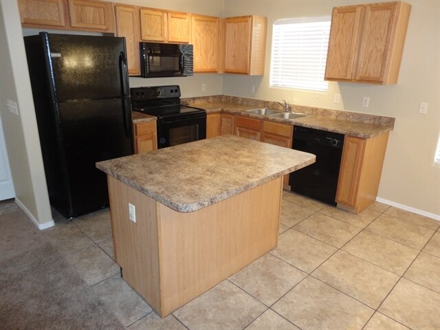 Building Photo - 13146 E Mineta Ridge Dr