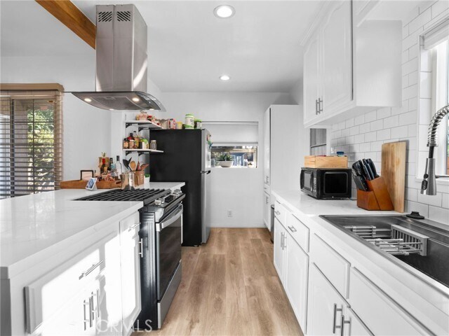 Foto del edificio - 331 E 65th St