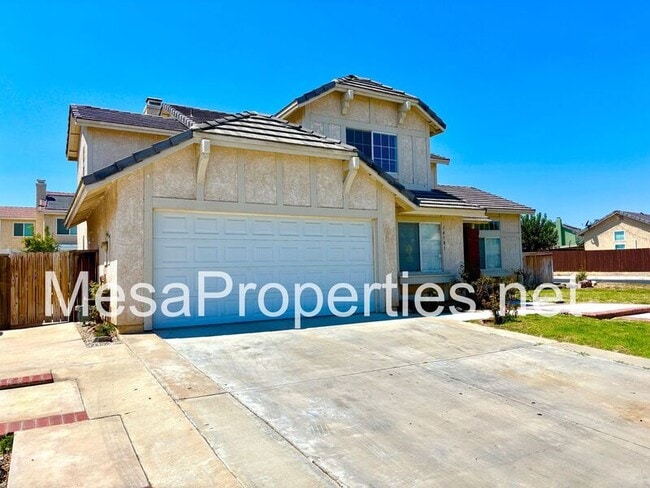 Building Photo - 14581 King Canyon Rd
