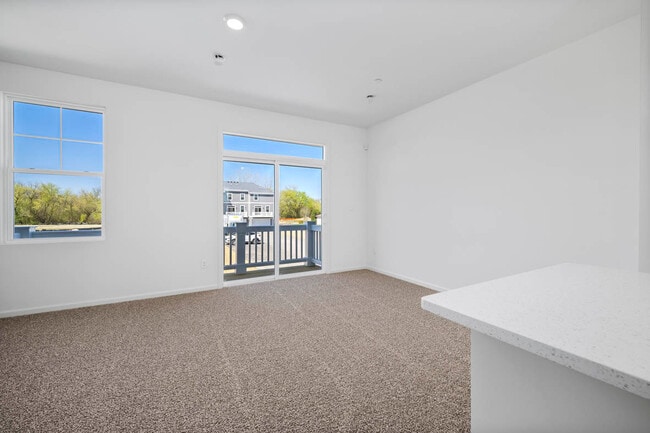 Foto del edificio - 2020 Yellowstone Blvd