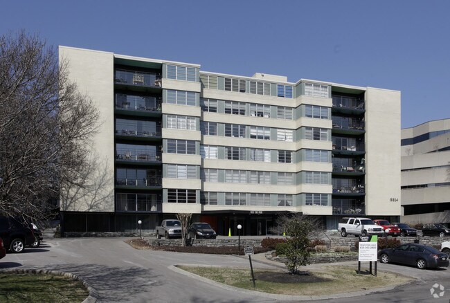 West End Park Apartments Nashville, TN