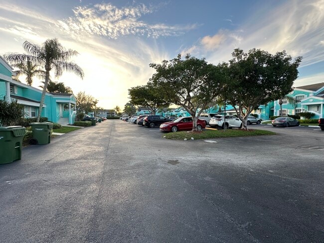 Foto del edificio - 2636 SE 20th Ct