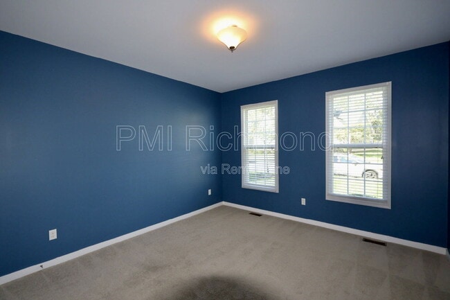 Building Photo - 7183 Yare St
