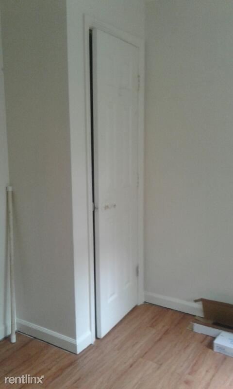 Foto del edificio - 3 br, 1 bath Apartment - 117 W Holston