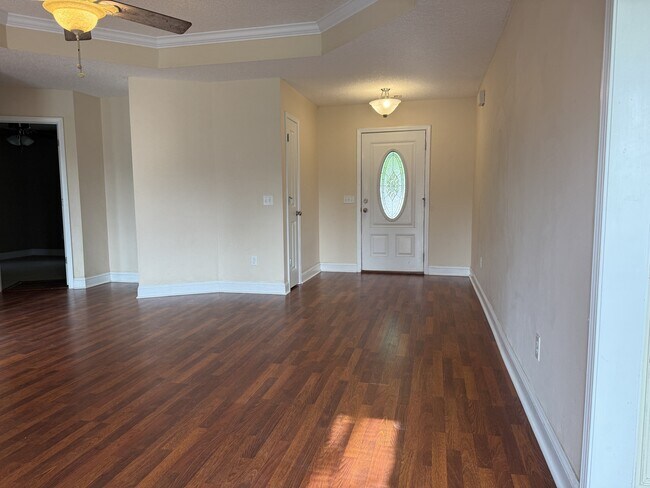 Building Photo - 579 Mancey Garrason Lp