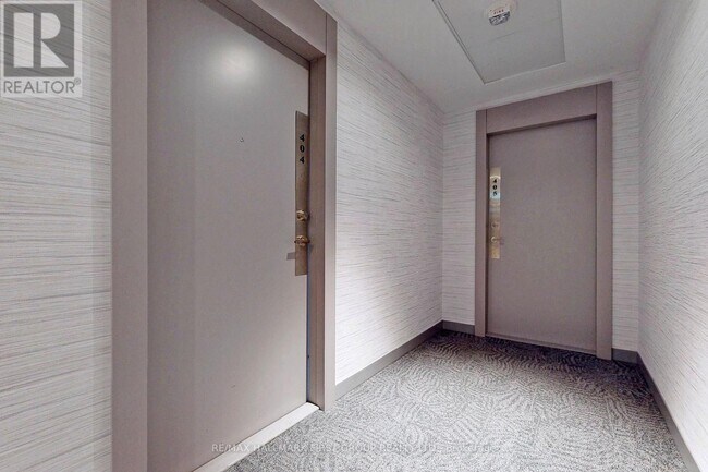 Photo du bâtiment - 3220-3220 Sheppard Ave E