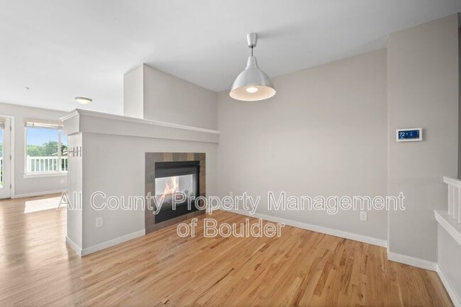 Building Photo - 611 Tantra Dr