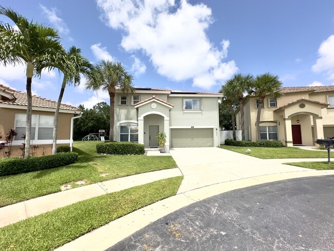 Building Photo - 1118 Fosters Mill Dr
