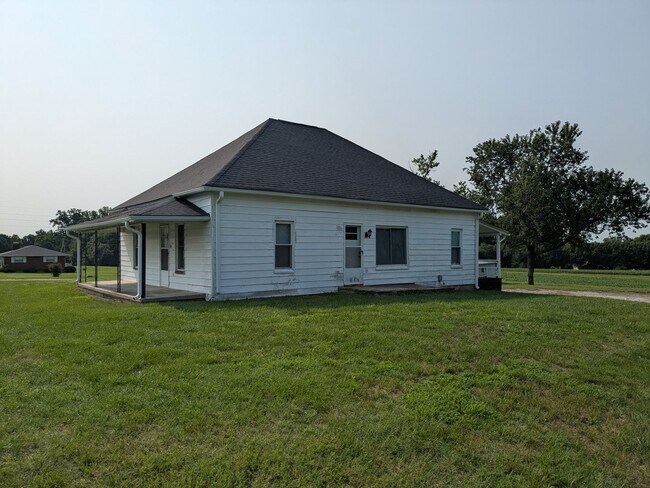 Foto del edificio - 194 Johnson Rd