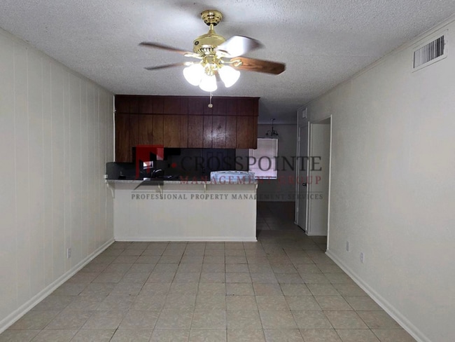 Foto del edificio - 210 Ruby Ln