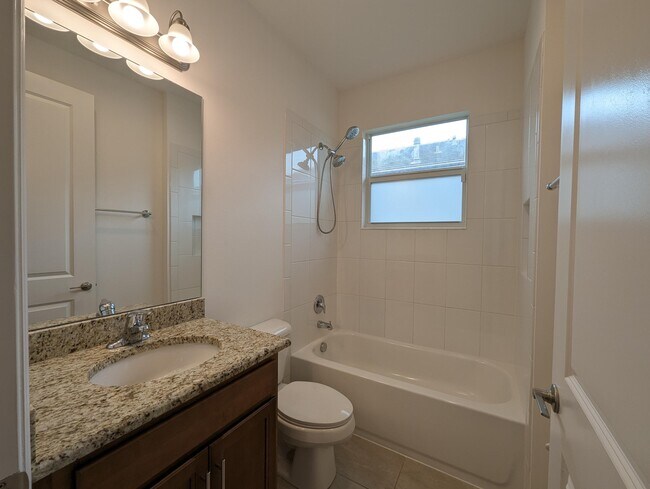 Foto del edificio - 13541 SW Oceanus Blvd