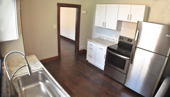 Building Photo - 227 Maytide St