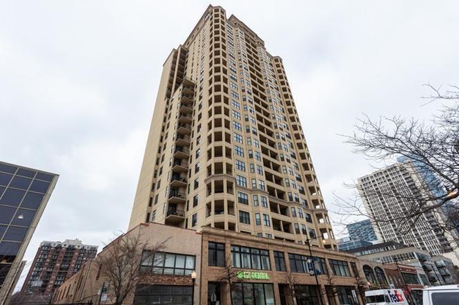 Primary Photo - 1464 S MICHIGAN Ave