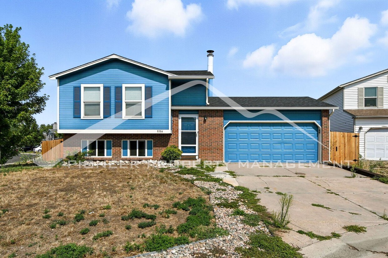 Foto principal - Spacious Home with Washer/Dryer and Centra...