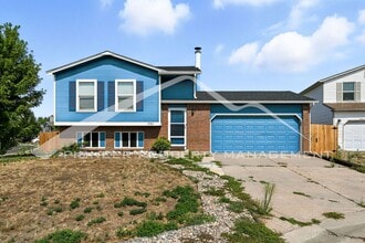 Building Photo - 8384 Needlegrass Ct