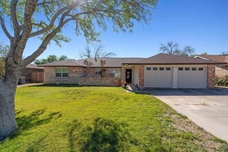Building Photo - 131 Northill Dr